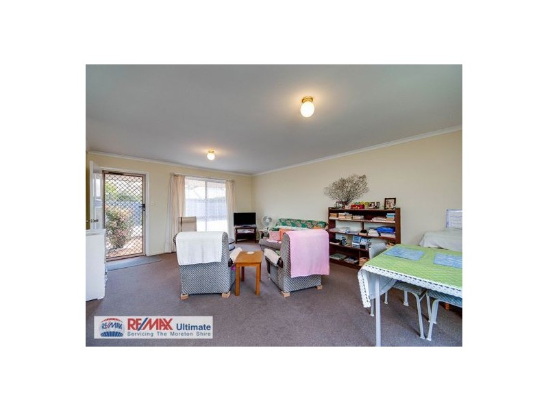 2/42 Bluebell Street, Caboolture QLD 4510