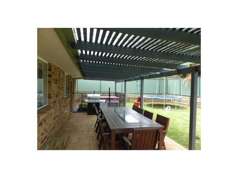 2 Crestleigh Court, Morayfield QLD 4506