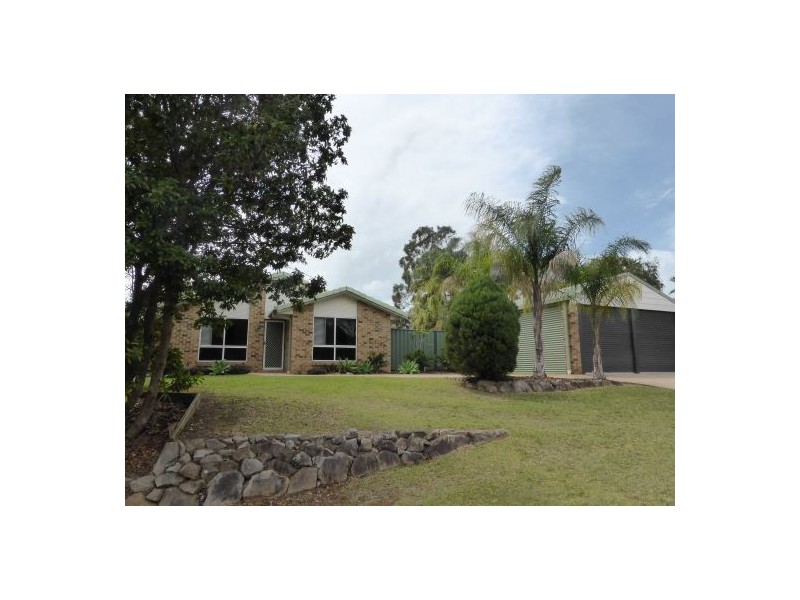 2 Crestleigh Court, Morayfield QLD 4506