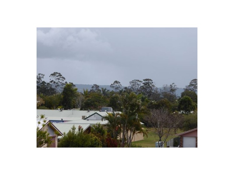 2 Crestleigh Court, Morayfield QLD 4506