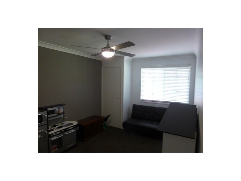 2 Crestleigh Court, Morayfield QLD 4506