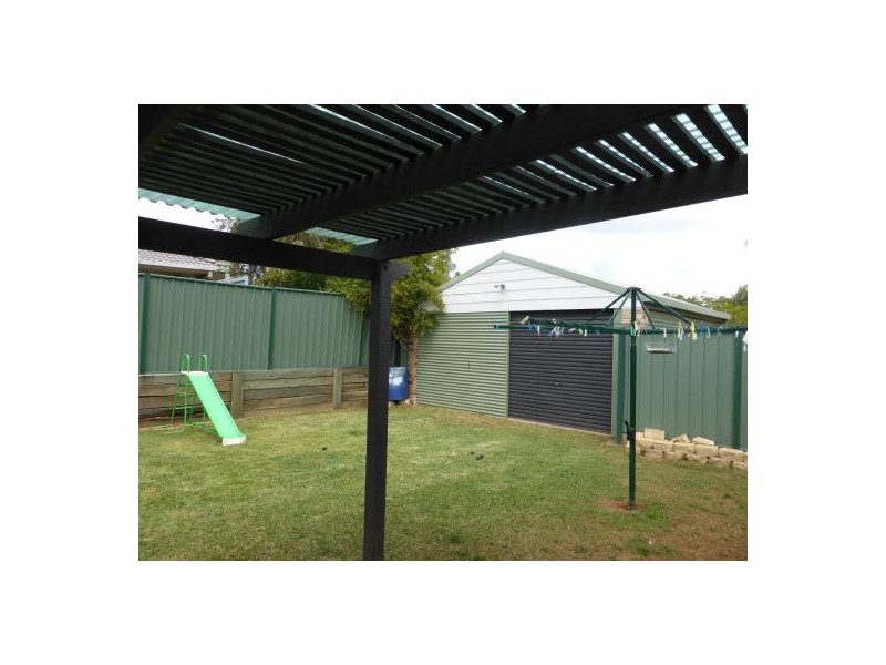 2 Crestleigh Court, Morayfield QLD 4506