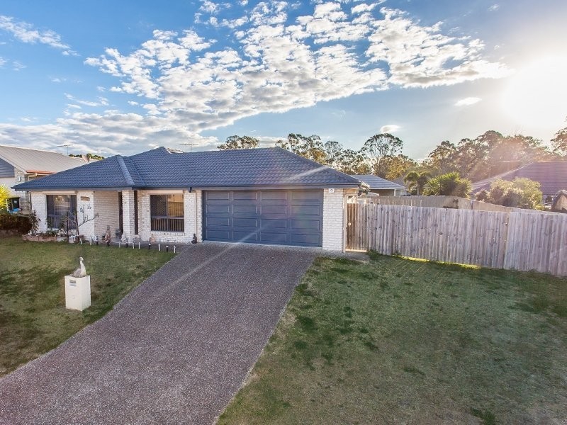 4 Silverbirch Ct, Upper Caboolture QLD 4510