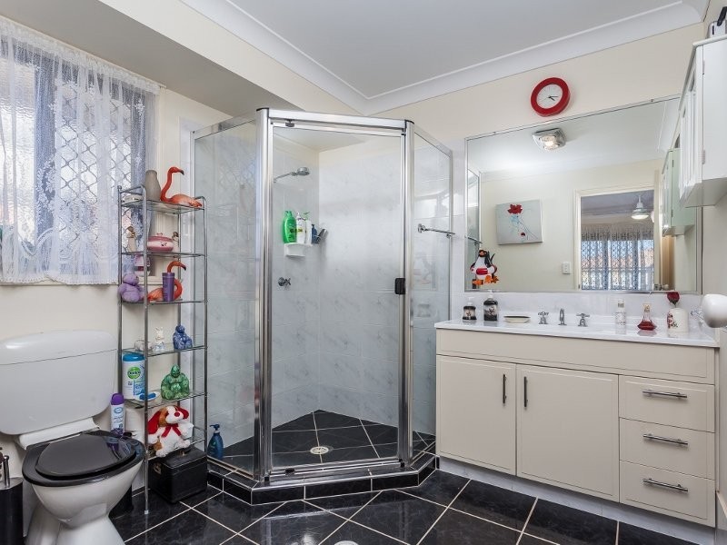 4 Silverbirch Ct, Upper Caboolture QLD 4510