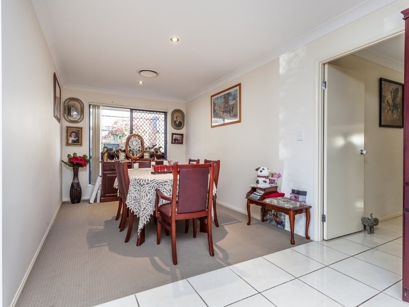 4 Silverbirch Ct, Upper Caboolture QLD 4510