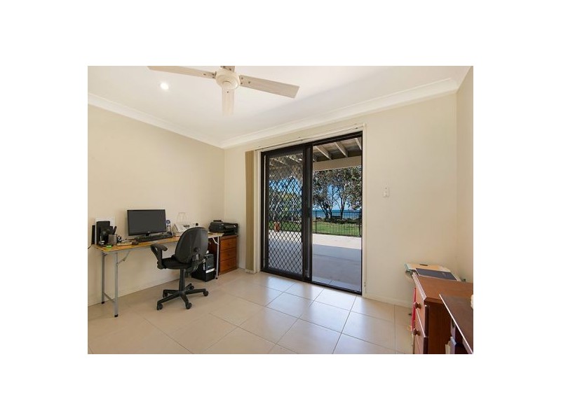96 Bayside Drive, Beachmere QLD 4510