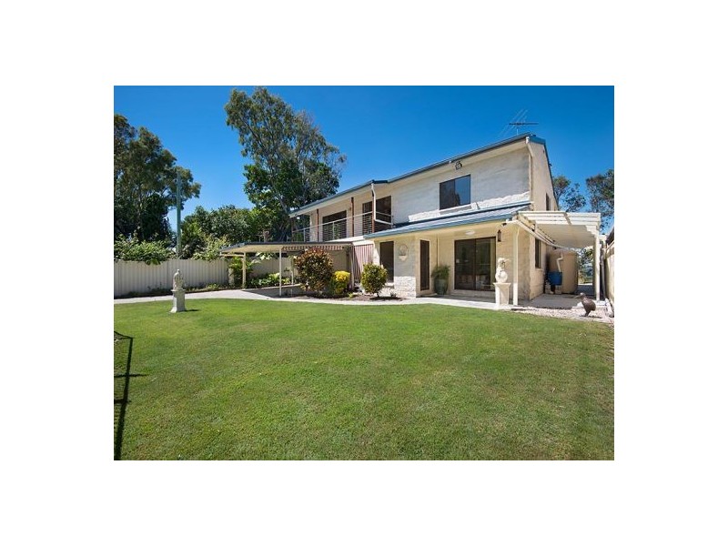 96 Bayside Drive, Beachmere QLD 4510