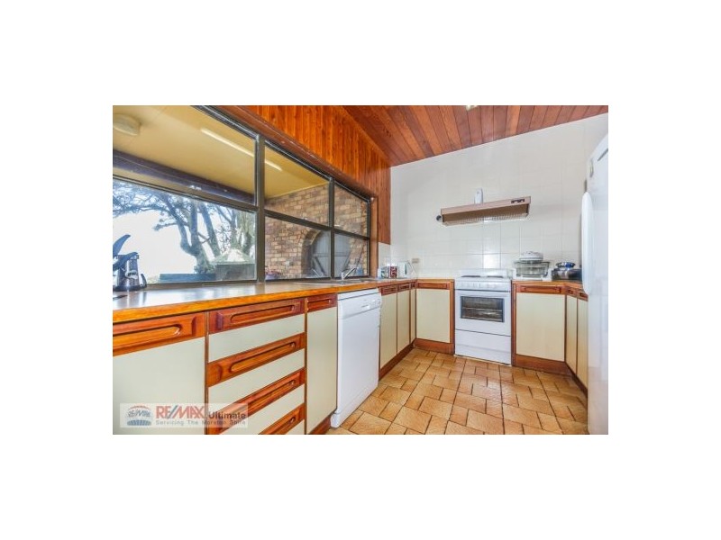105 Bishop Road, Beachmere QLD 4510
