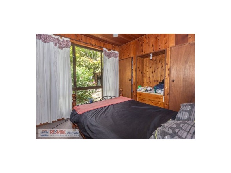 105 Bishop Road, Beachmere QLD 4510