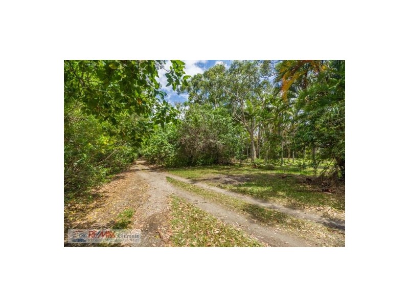 105 Bishop Road, Beachmere QLD 4510