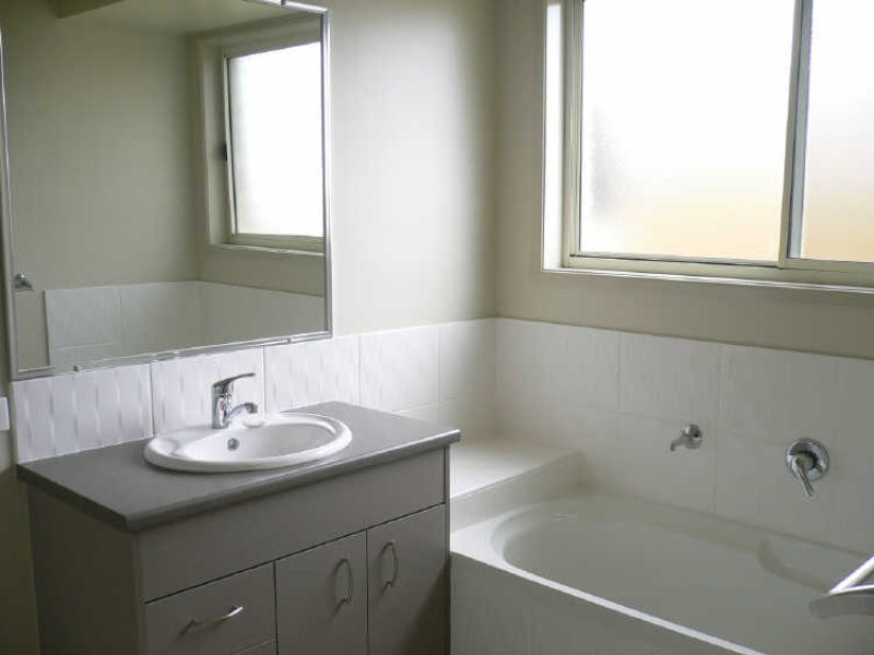 8 Maree Court, Bellmere QLD 4510