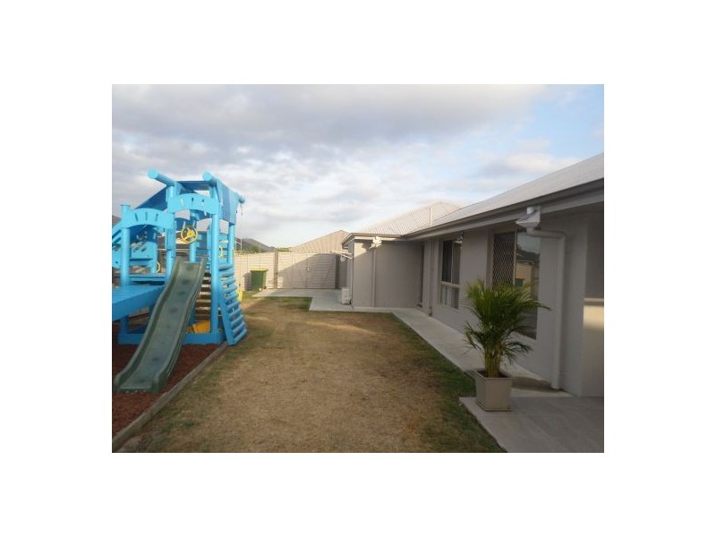 9 Cycad Drive, Upper Caboolture QLD 4510