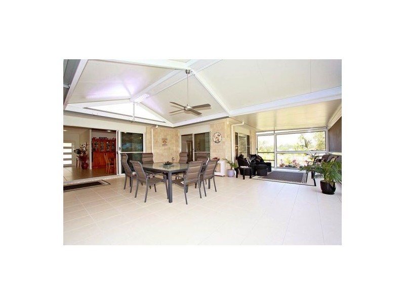 19-21 Hirst Court, Ningi QLD 4511