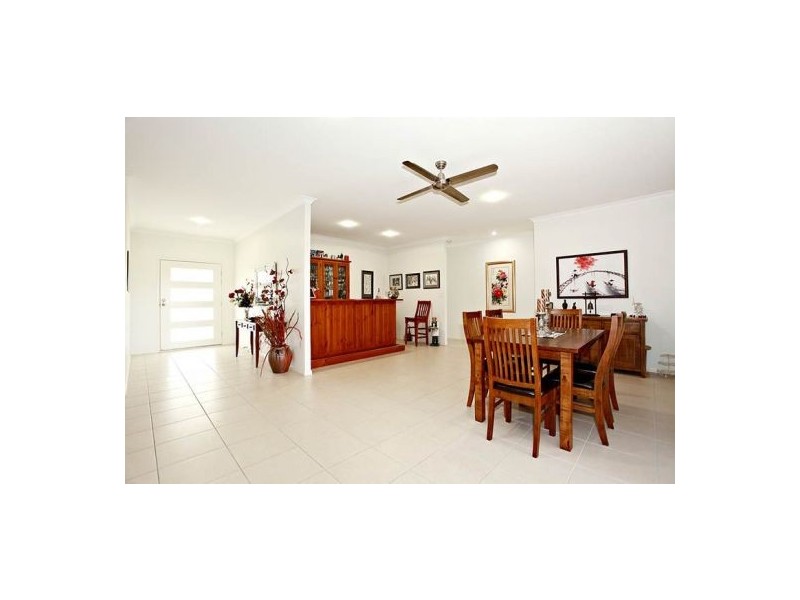 19-21 Hirst Court, Ningi QLD 4511