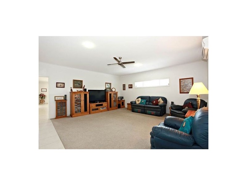 19-21 Hirst Court, Ningi QLD 4511