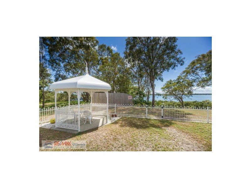 23 Howard Court, Sandstone Point QLD 4511