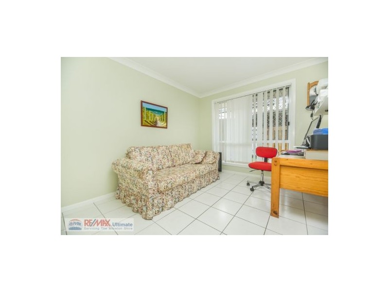 23 Howard Court, Sandstone Point QLD 4511