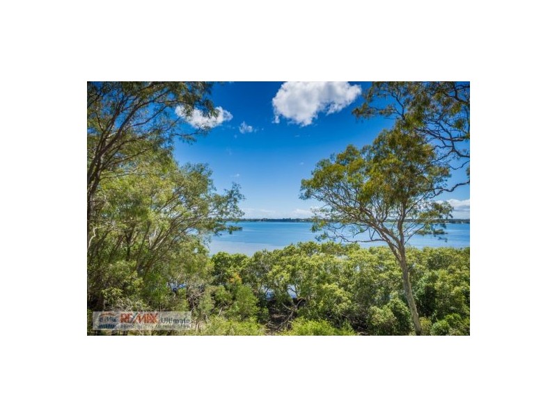23 Howard Court, Sandstone Point QLD 4511
