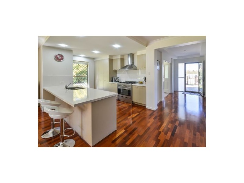 35-37 Neylon Drive, Ningi QLD 4511