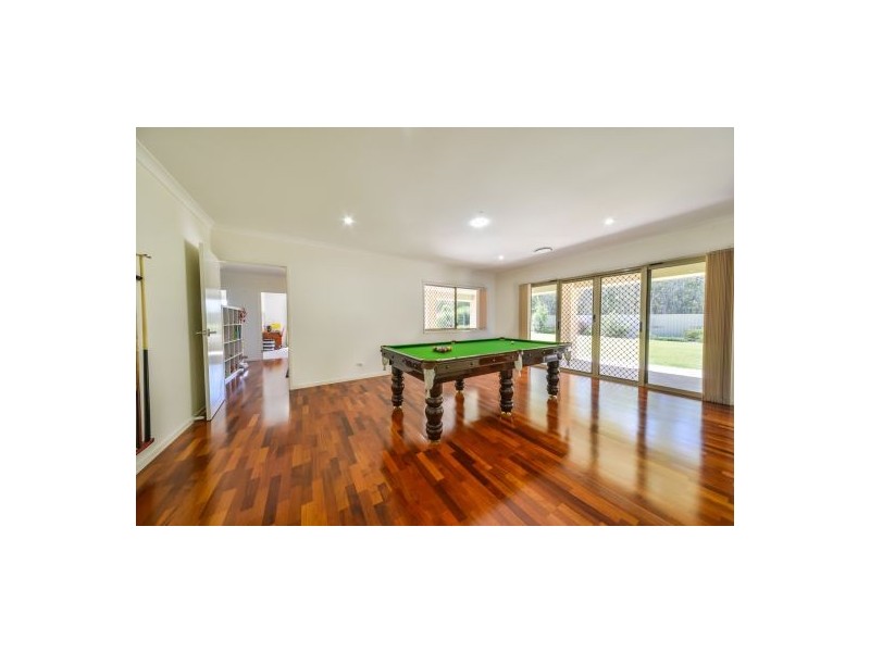 35-37 Neylon Drive, Ningi QLD 4511