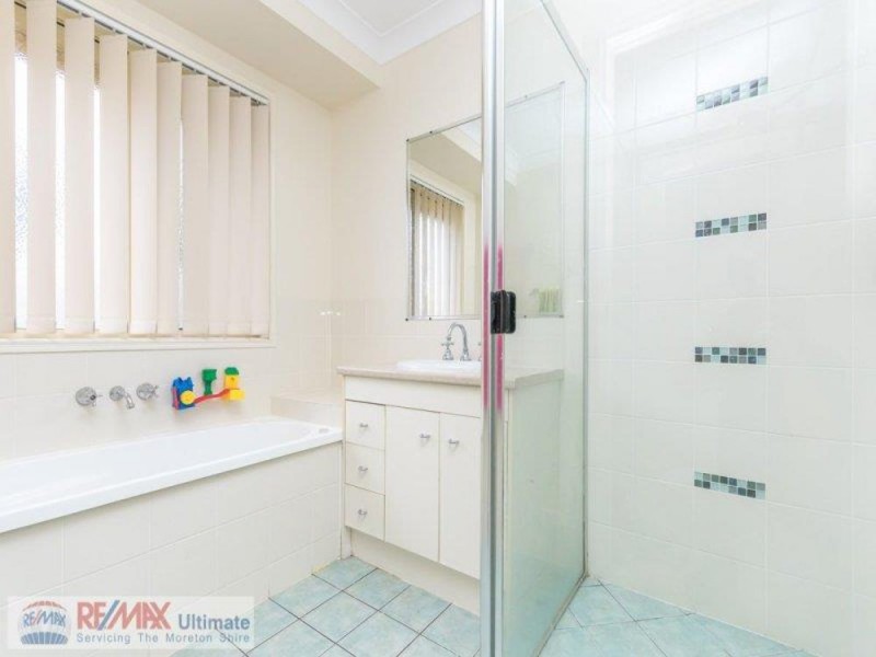 11 Drew Court, Morayfield QLD 4506
