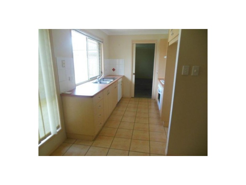 43 Columbia Drive, Beachmere QLD 4510