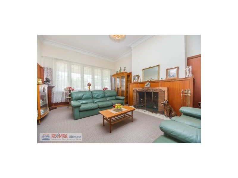 86 Hart Street, Blackbutt QLD 4306