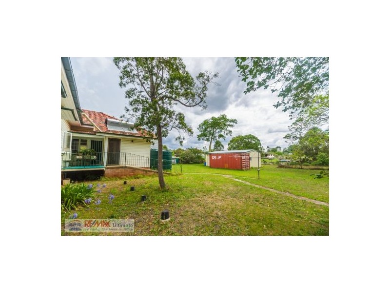 86 Hart Street, Blackbutt QLD 4306
