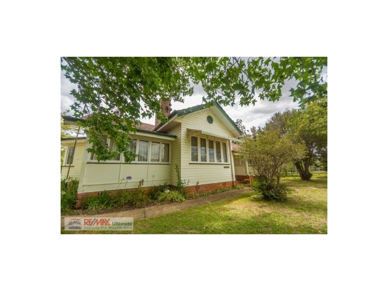 86 Hart Street, Blackbutt QLD 4306