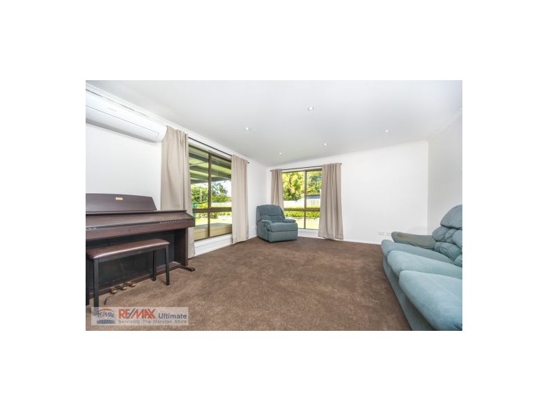 7 Lesley Ave, Caboolture QLD 4510