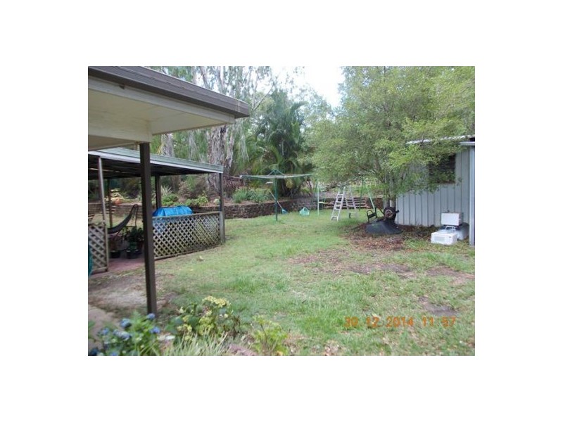 6 Woodsmoke Court, Morayfield QLD 4506