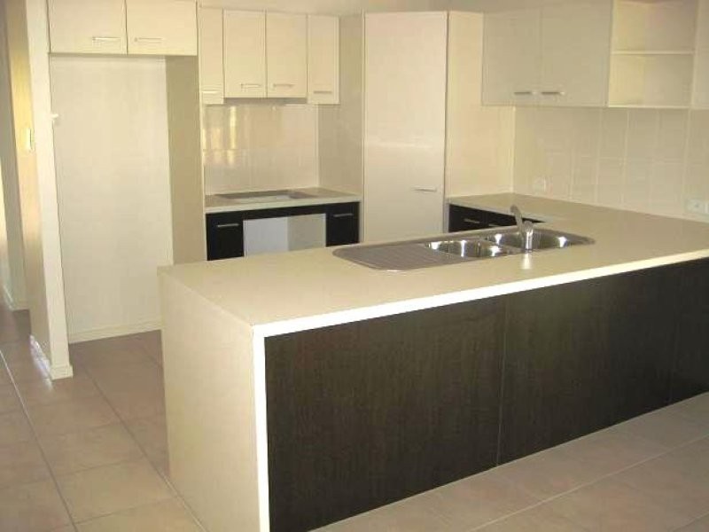 32 Bangalow Street, Morayfield QLD 4506