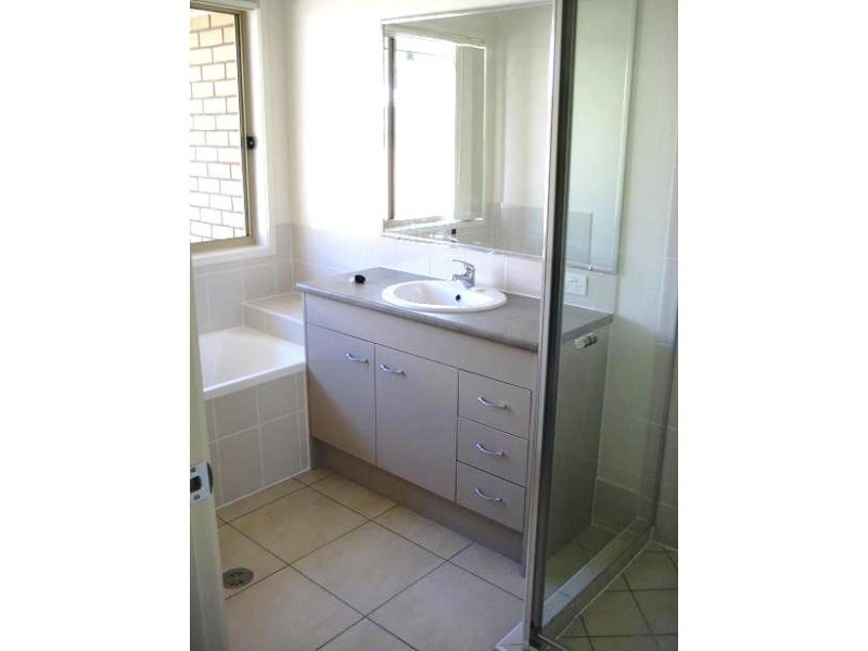 32 Bangalow Street, Morayfield QLD 4506