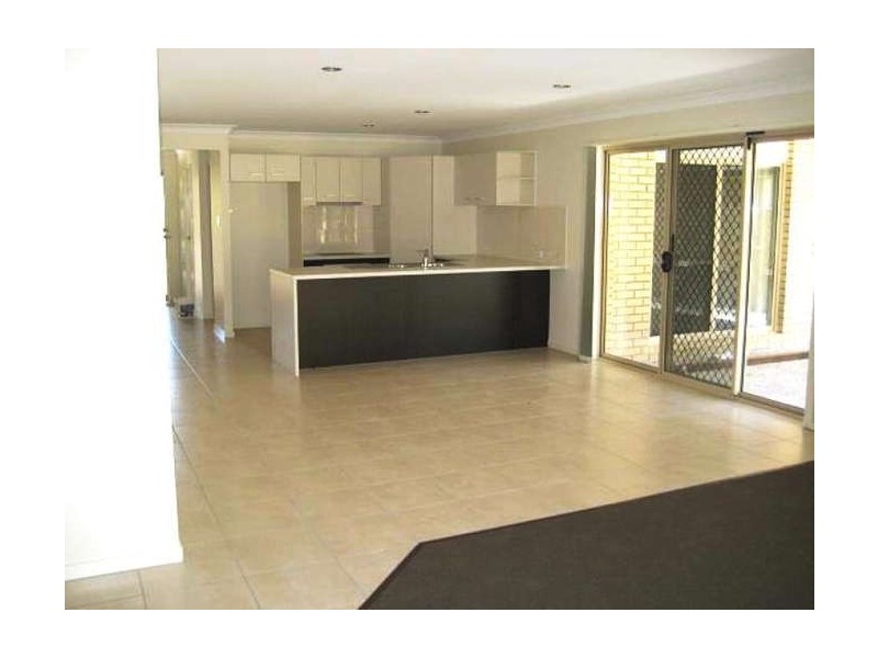 32 Bangalow Street, Morayfield QLD 4506