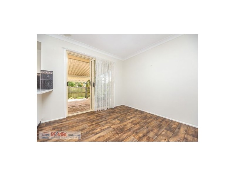 17 Crestwell Close, Morayfield QLD 4506