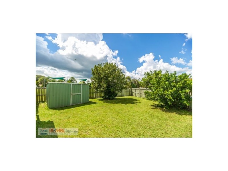 17 Crestwell Close, Morayfield QLD 4506