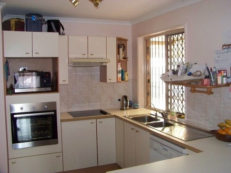 4 Riverpark Ct, Bellmere QLD 4510