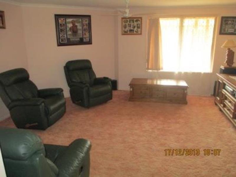 4 Riverpark Ct, Bellmere QLD 4510