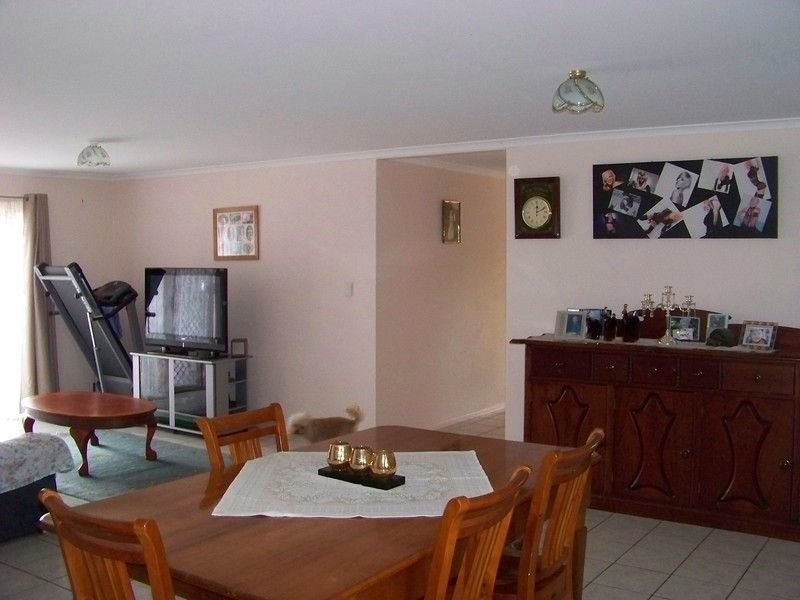 4 Riverpark Ct, Bellmere QLD 4510