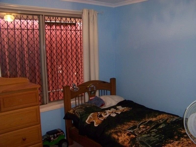 4 Riverpark Ct, Bellmere QLD 4510