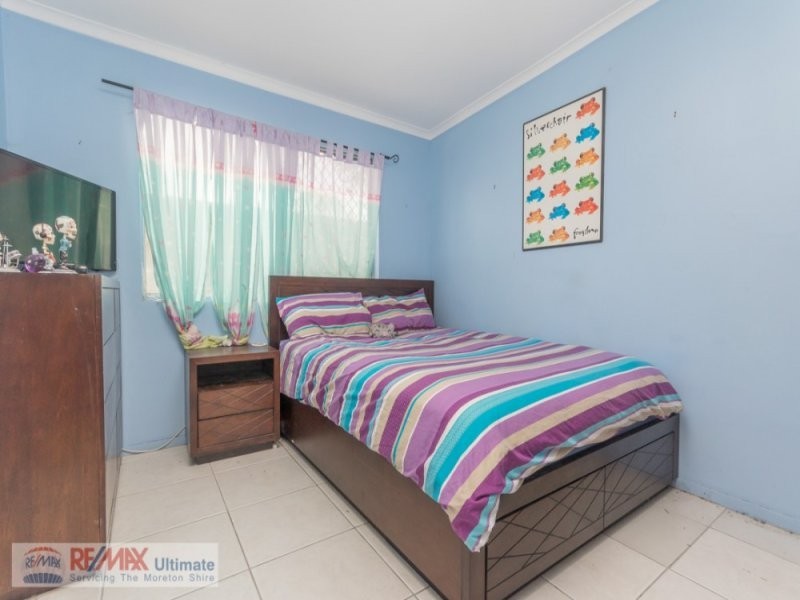 20 Porpoise Pde, Deception Bay QLD 4508