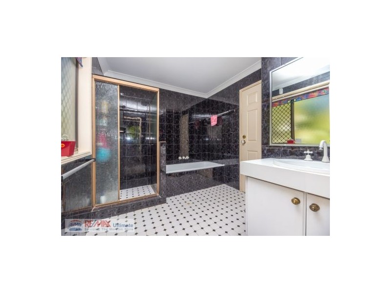 87 Relesah Drive, Ningi QLD 4511