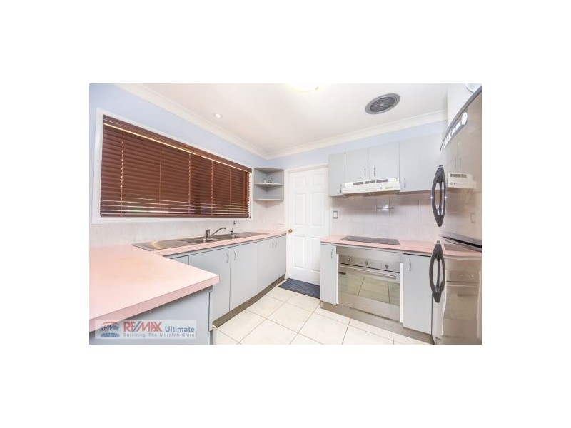 13 Mona Vale Way, Petrie QLD 4502