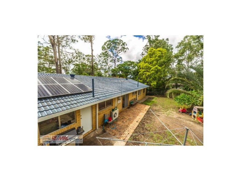 13 Mona Vale Way, Petrie QLD 4502