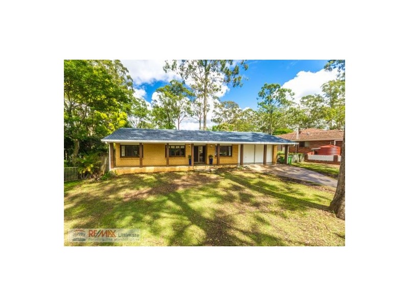 13 Mona Vale Way, Petrie QLD 4502