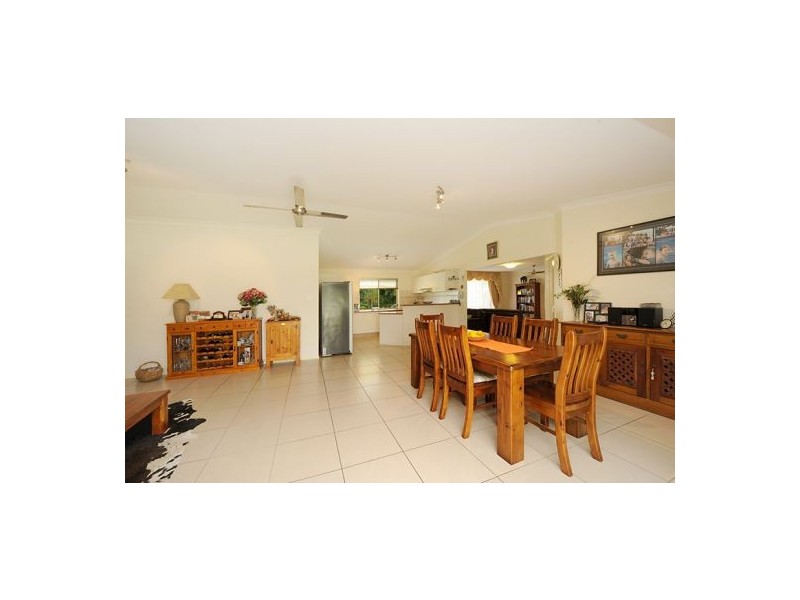 8 Duckwood Court, Elimbah QLD 4516