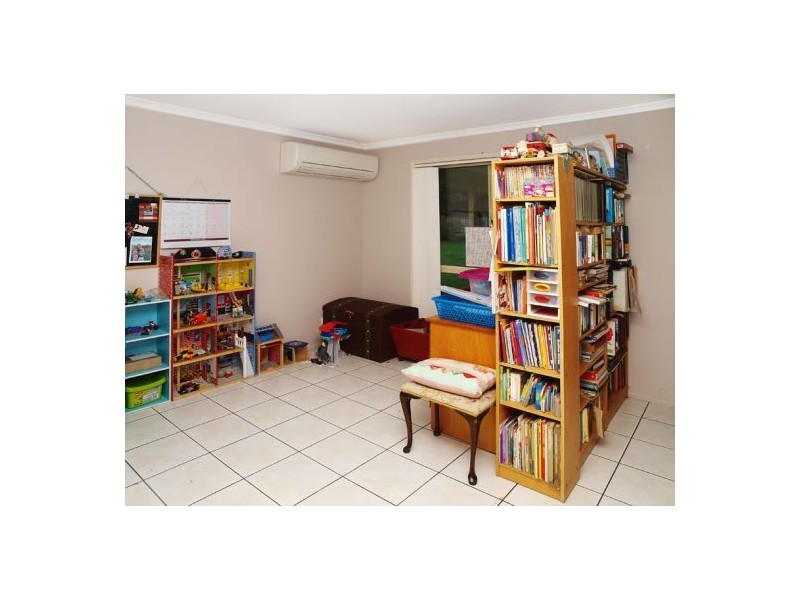 10 Macdonald Drive, Narangba QLD 4504