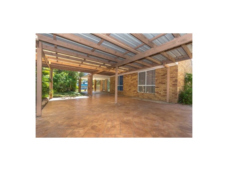 3 Kuring-gai Chase, Petrie QLD 4502