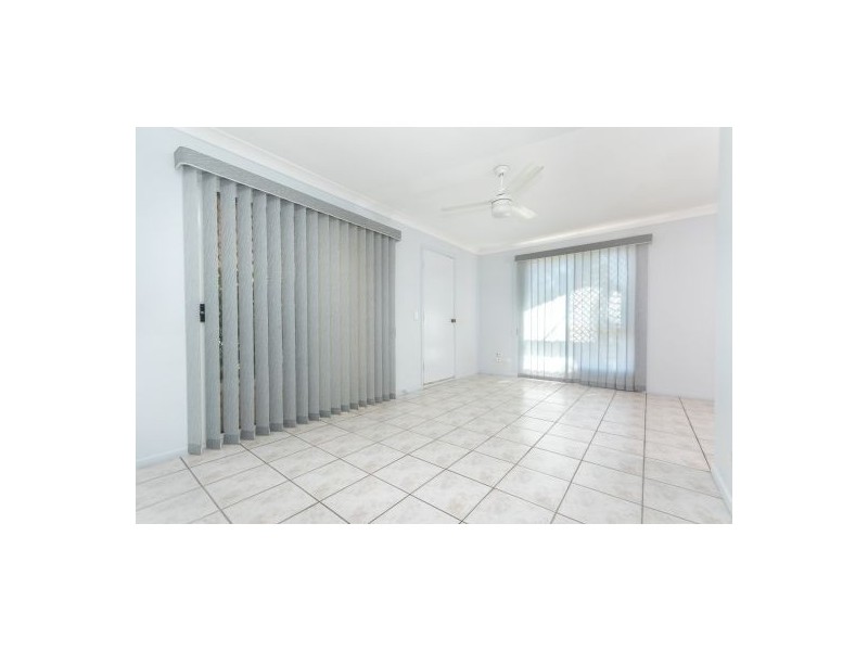 3 Kuring-gai Chase, Petrie QLD 4502