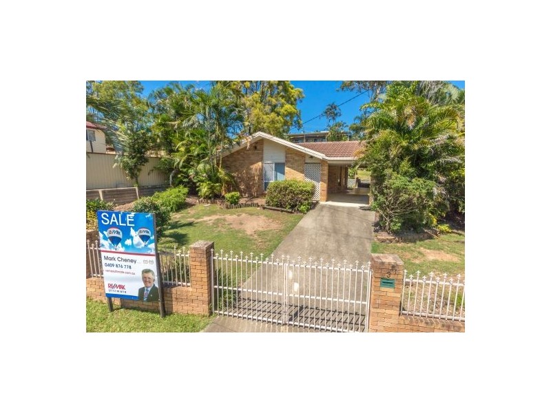 3 Kuring-gai Chase, Petrie QLD 4502